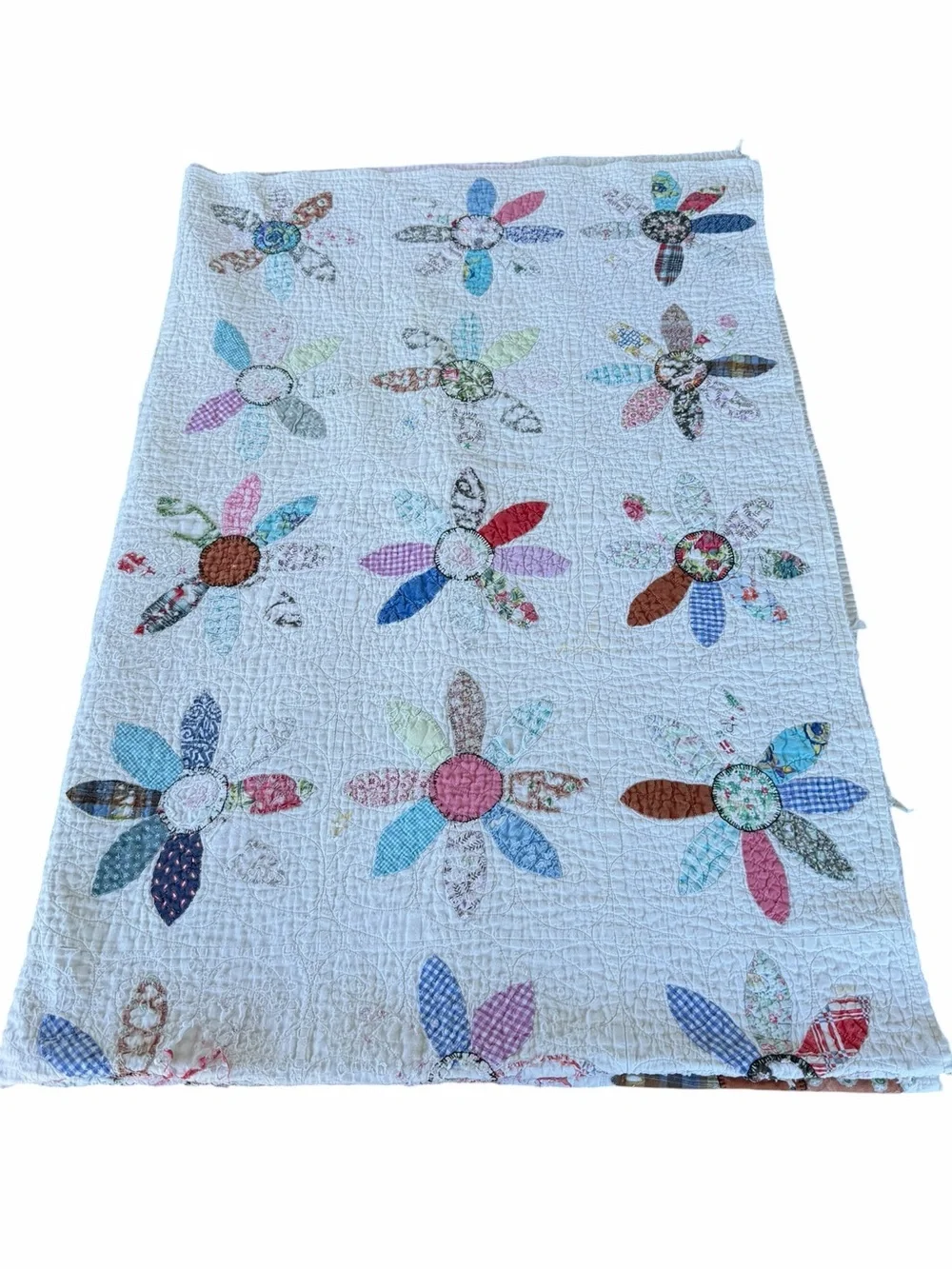 VTG Scrap Flower Dresden Plate Quilt Farmhouse Pastels 56x85 Flaws Cutter Crafts